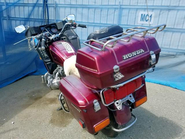 1HFSC02150A325982 - 1983 HONDA INTERSTATE MAROON photo 3