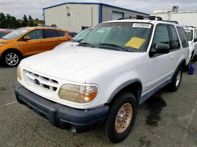 1FMYU22X2XUC52585 - 1999 FORD EXPLORER WHITE photo 2