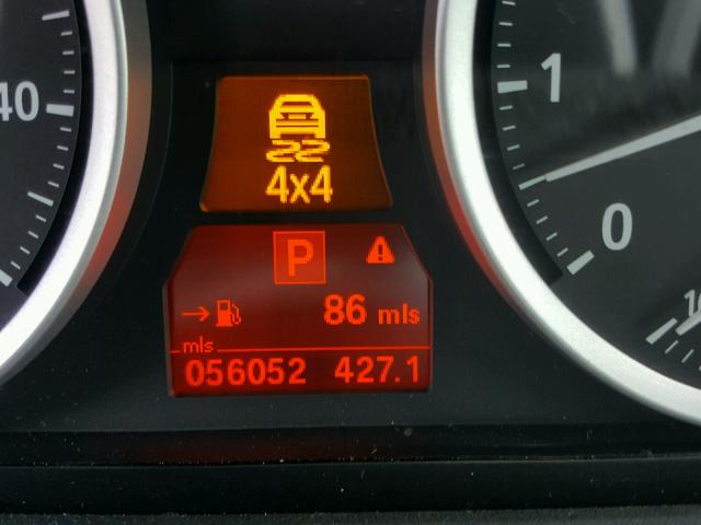 5UXFG8C50CLZ97465 - 2012 BMW X6 XDRIVE5 SILVER photo 8