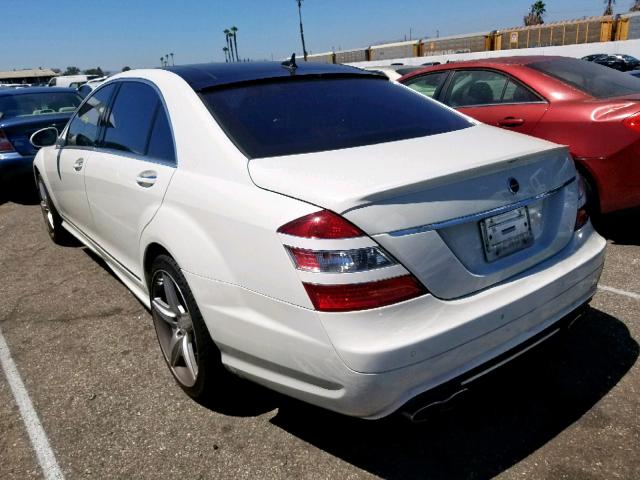 WDDNG71X18A165752 - 2008 MERCEDES-BENZ S 550 WHITE photo 3