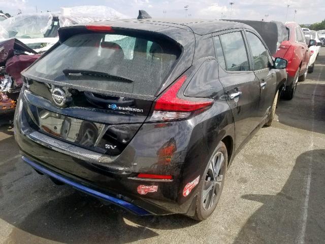 1N4AZ1CP0JC316853 - 2018 NISSAN LEAF S BLACK photo 4