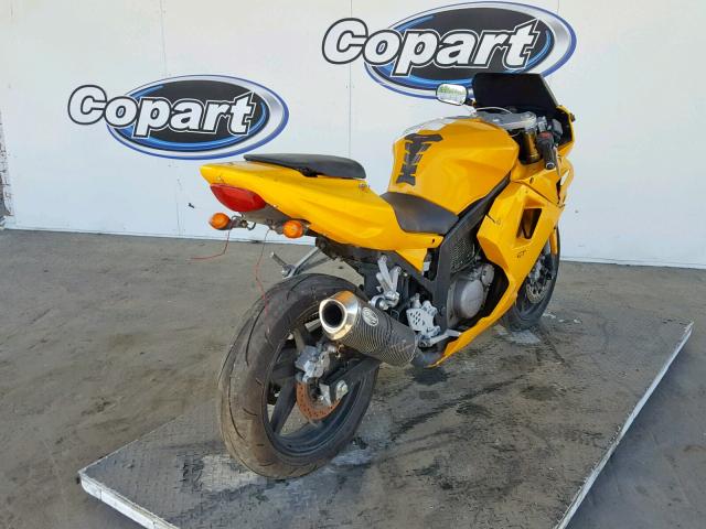 KM4MJ527181603483 - 2008 HYOSUNG GT250 YELLOW photo 4