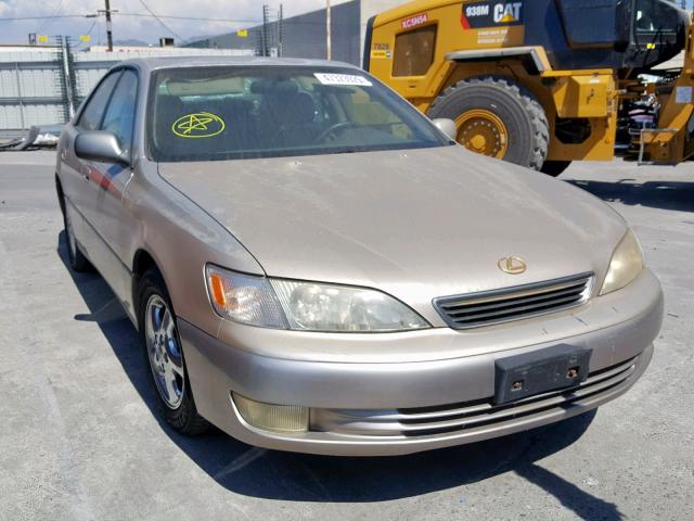 JT8BF28G8W5020608 - 1998 LEXUS ES 300 BROWN photo 1