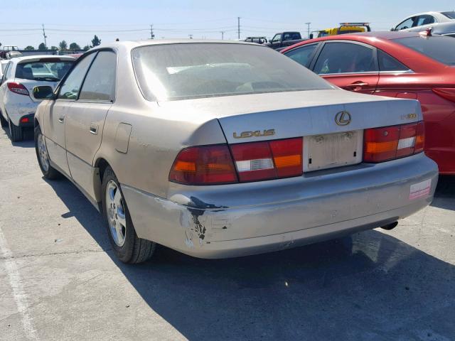 JT8BF28G8W5020608 - 1998 LEXUS ES 300 BROWN photo 3