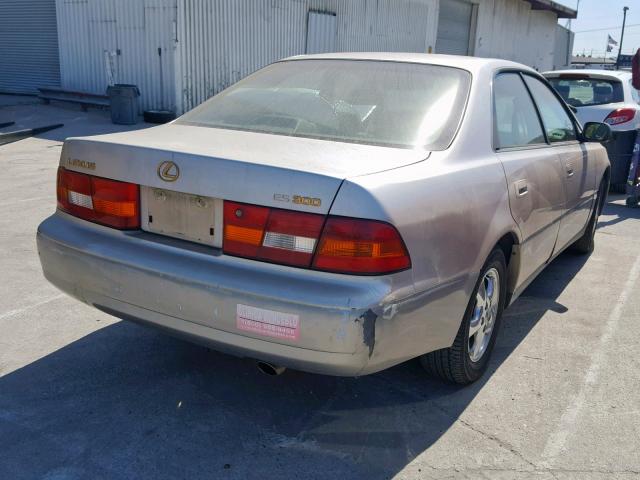 JT8BF28G8W5020608 - 1998 LEXUS ES 300 BROWN photo 4