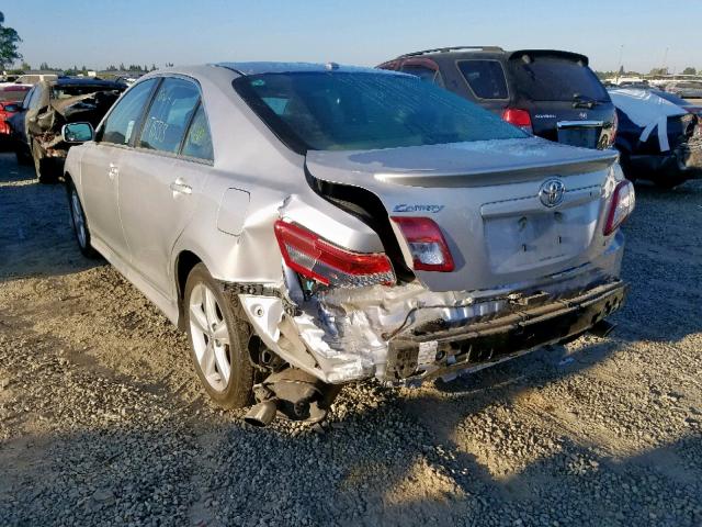 4T1BF3EK0BU201200 - 2011 TOYOTA CAMRY BASE SILVER photo 3