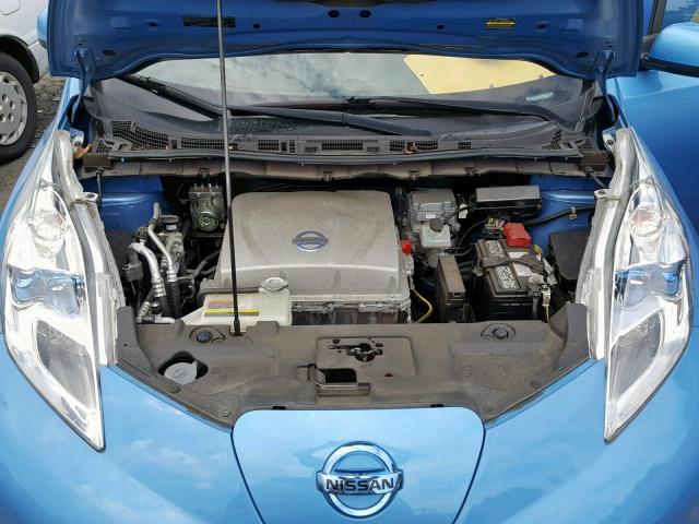 1N4AZ0CP7DC407682 - 2013 NISSAN LEAF S BLUE photo 7