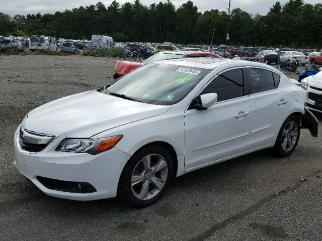 19VDE1F52EE005381 - 2014 ACURA ILX 20 PRE WHITE photo 2