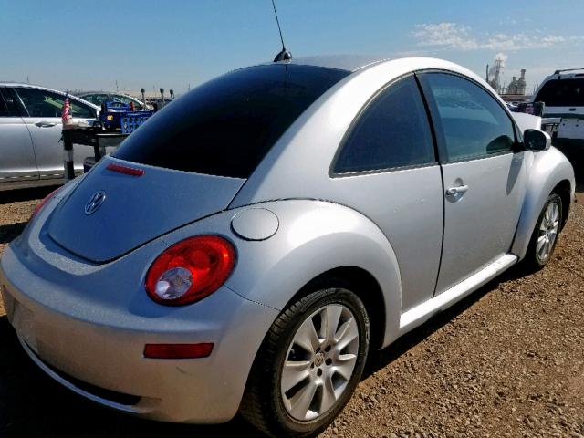3VWPW31C58M500653 - 2008 VOLKSWAGEN NEW BEETLE ვერცხლისფერი ფოტო 4