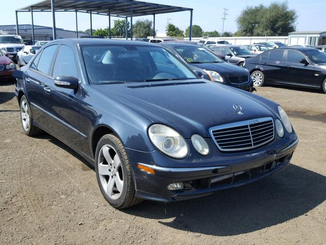 WDBUF65J05A679143 - 2005 MERCEDES-BENZ E 320 BLUE photo 1