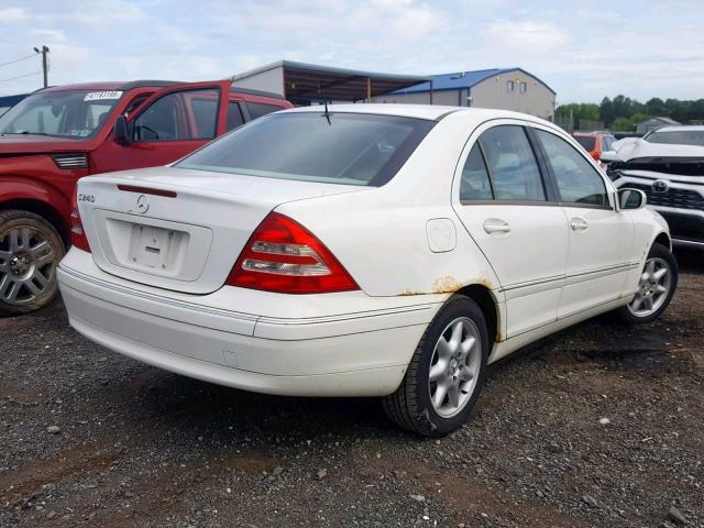 WDBRF61J42F163085 - 2002 MERCEDES-BENZ C 240 WHITE photo 4