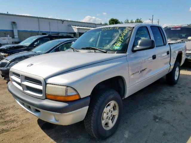 1B7GG2AX71S123981 - 2001 DODGE DAKOTA QUA SILVER photo 2