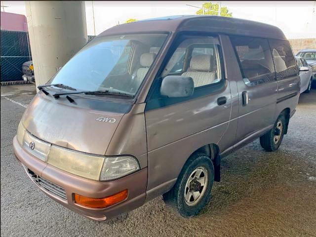 CR305127450 - 1992 TOYOTA VAN BROWN photo 2