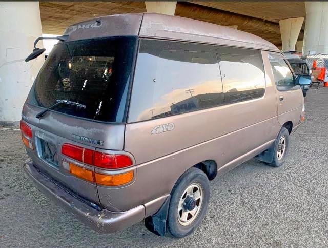 CR305127450 - 1992 TOYOTA VAN BROWN photo 4