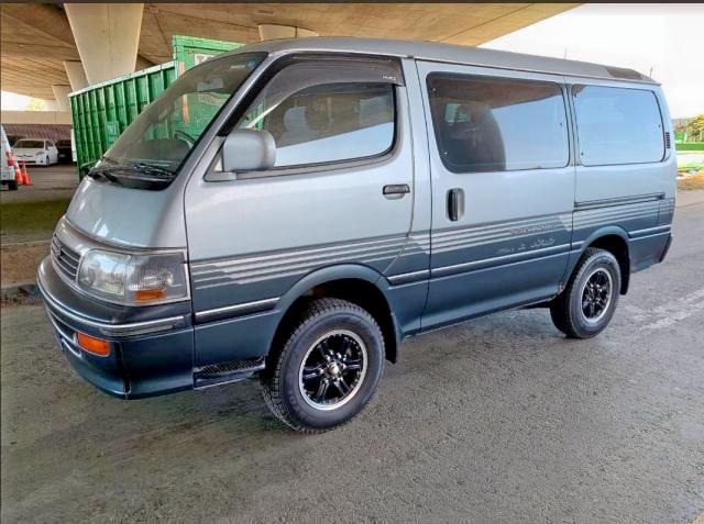 KZH1060006133 - 1993 TOYOTA VAN WAGON BLUE photo 2