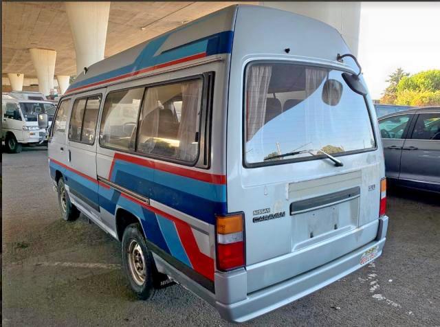 KRMGE24011806 - 1992 NISSAN VAN SILVER photo 3