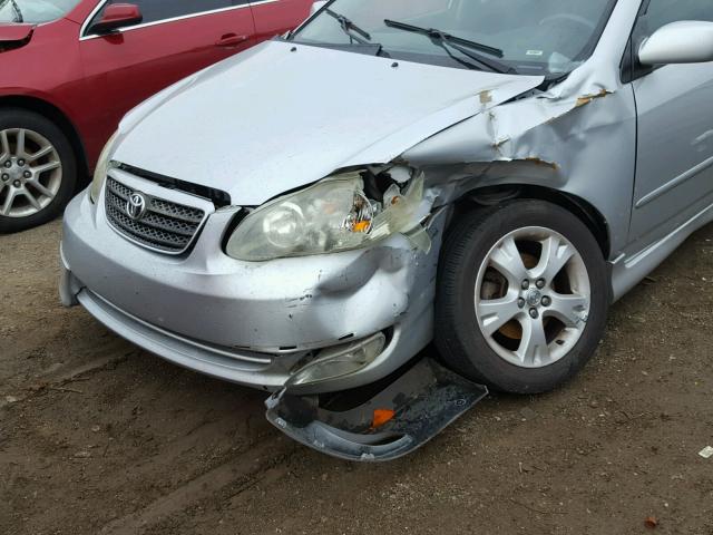 2T1BY30E25C430513 - 2005 TOYOTA COROLLA XR 银色 照片 9