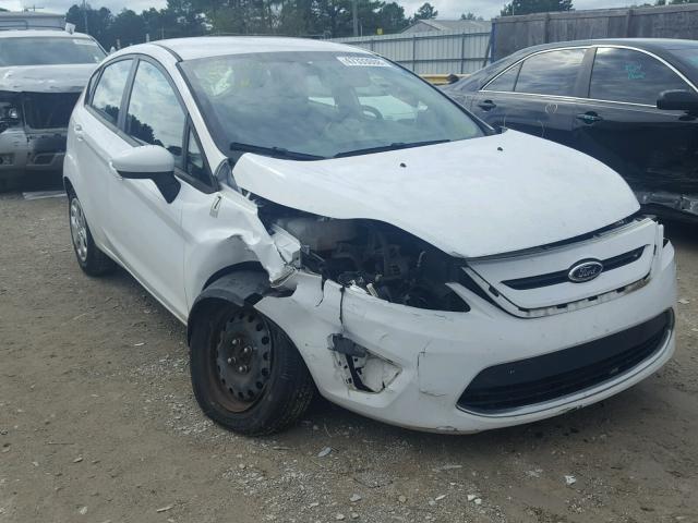 3FADP4EJ3CM182127 - 2012 FORD FIESTA SE WHITE photo 1