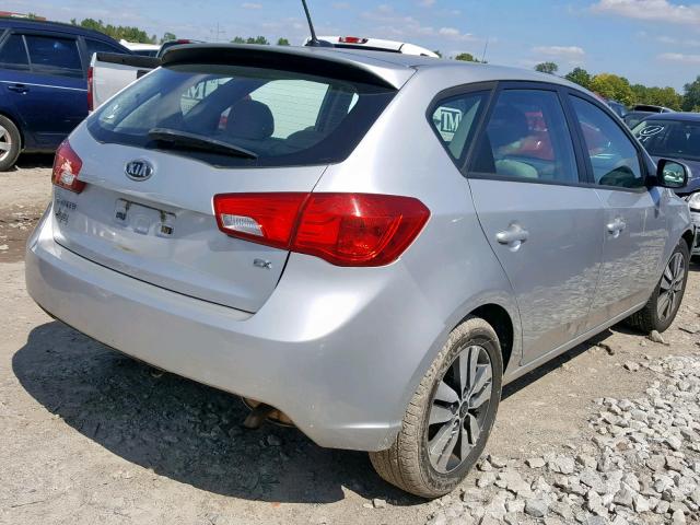 KNAFU5A21D5658928 - 2013 KIA FORTE EX SILVER photo 4