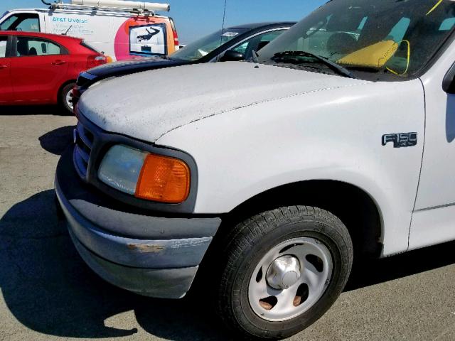 2FTRX17254CA91247 - 2004 FORD F-150 HERI WHITE photo 9