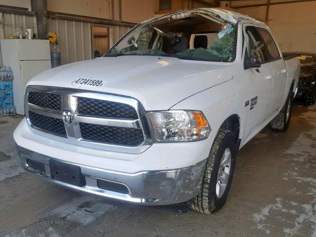 1C6RR7LT1KS550365 - 2019 RAM 1500 CLASS WHITE photo 2