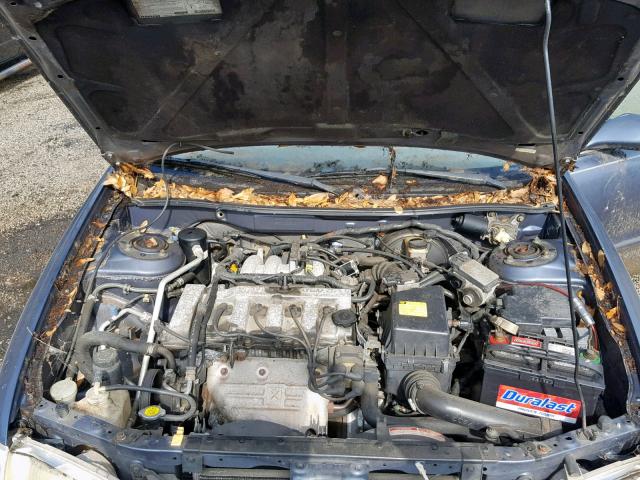 1YVGF22C825280704 - 2002 MAZDA 626 LX BLUE photo 7