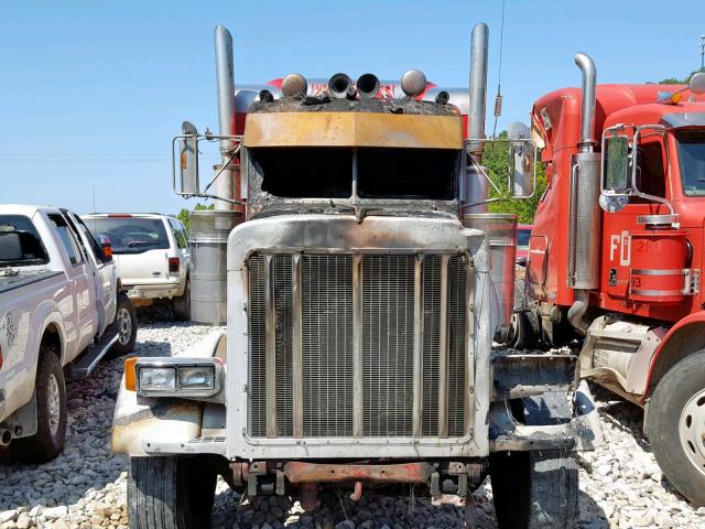 1XP5DB9X2YN539092 - 2000 PETERBILT 379 BURN photo 9