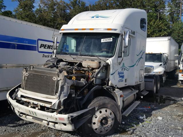 1FUJA6AV15LN47761 - 2005 FREIGHTLINER CONVENTION WHITE photo 2