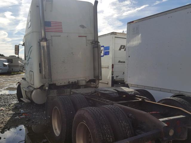 1FUJA6AV15LN47761 - 2005 FREIGHTLINER CONVENTION WHITE photo 3