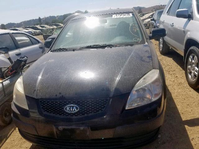 KNADE123466114702 - 2006 KIA RIO BLACK photo 9