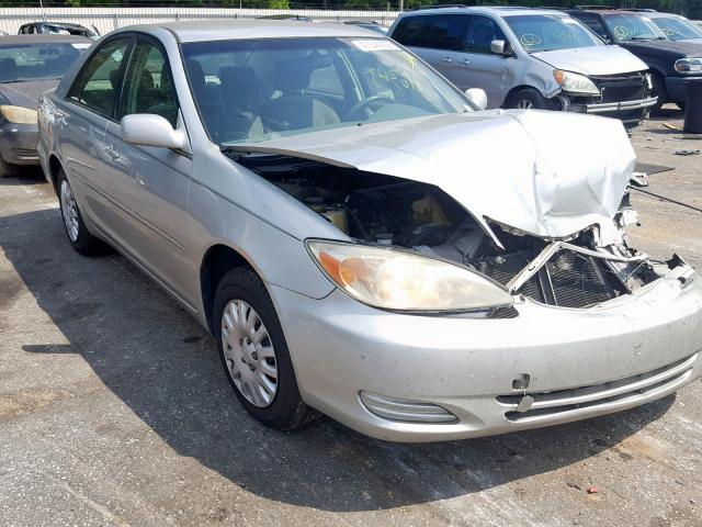 JTDBE32K430226248 - 2003 TOYOTA CAMRY LE SILVER photo 1