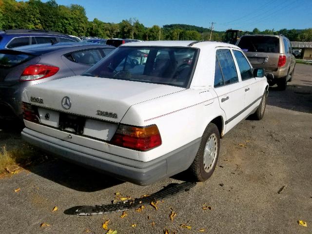 WDBEB33D9HA463968 - 1987 MERCEDES-BENZ 300 DT WHITE photo 4