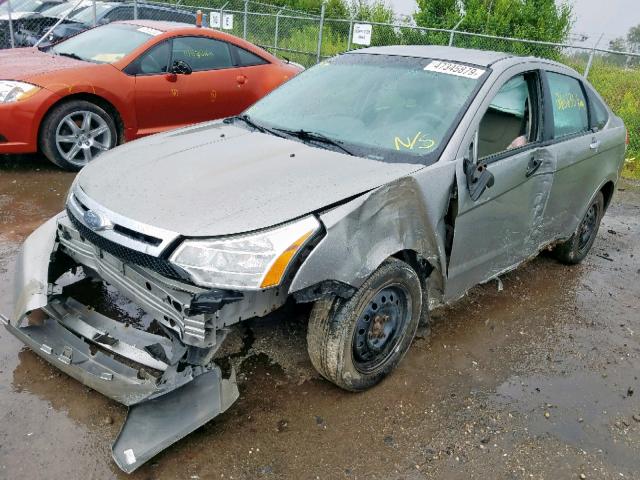 1FAHP34NX8W160505 - 2008 FORD FOCUS S/SE GRAY photo 2