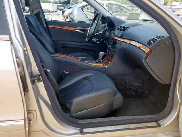 WDBUF65J95A688679 - 2005 MERCEDES-BENZ E 320 TAN photo 5