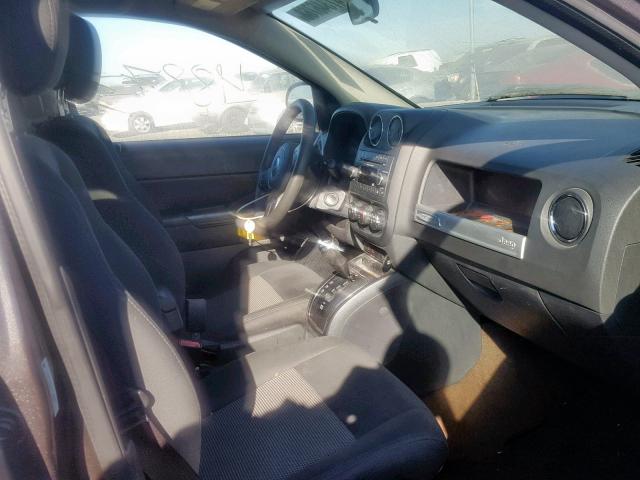 1C4NJCBA1ED776874 - 2014 JEEP COMPASS SP 灰色 照片 5