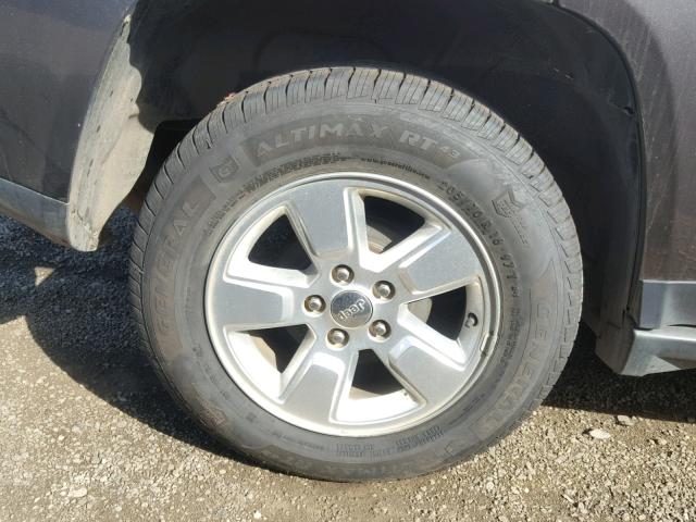 1C4NJCBA1ED776874 - 2014 JEEP COMPASS SP 灰色 照片 9