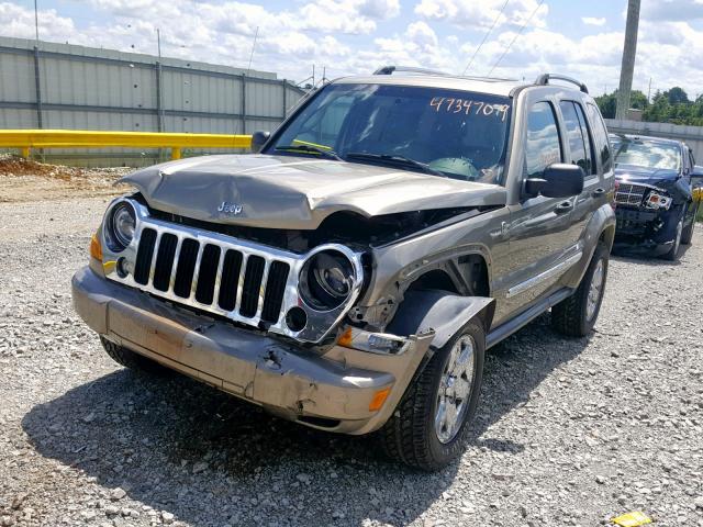 1J4GL58K06W197261 - 2006 JEEP LIBERTY LI TAN photo 2