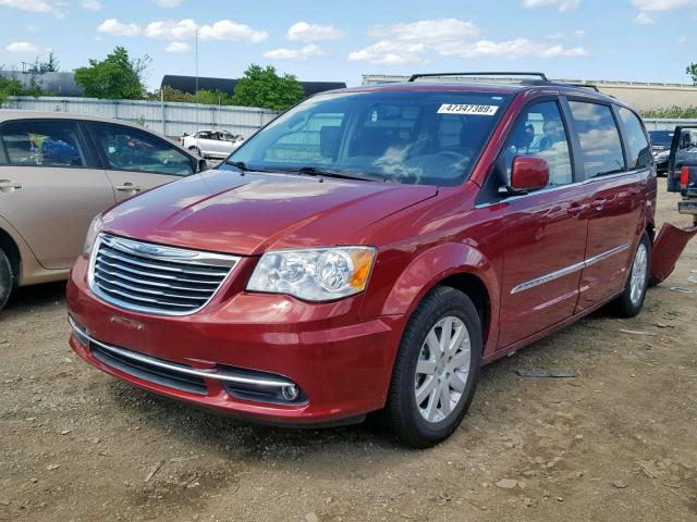 2C4RC1BG7FR553287 - 2015 CHRYSLER TOWN & COU BURGUNDY photo 2