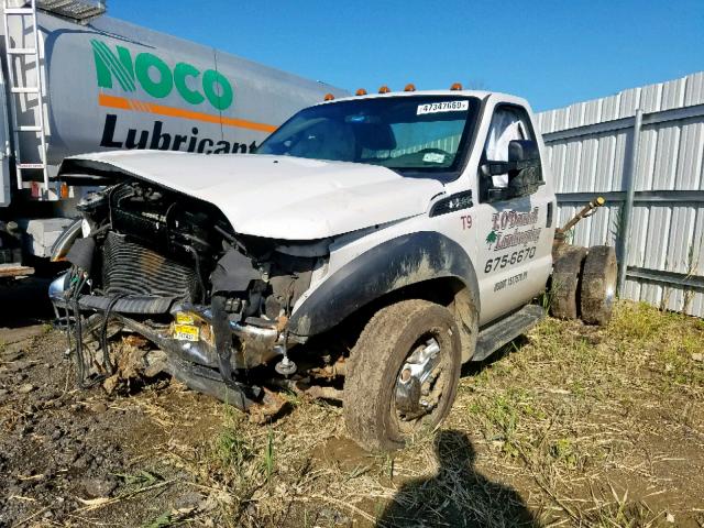 1FDUF5HY8EEA65045 - 2014 FORD F550 SUPER WHITE photo 2