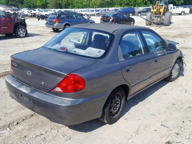 KNAFB121X35240743 - 2003 KIA SPECTRA BA GRAY photo 4