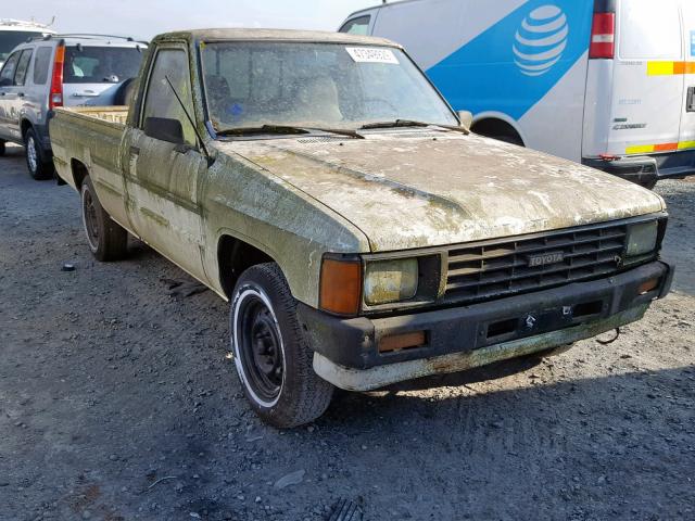 JT4RN55R5F0079560 - 1985 TOYOTA PICKUP 1/2 WHITE photo 1