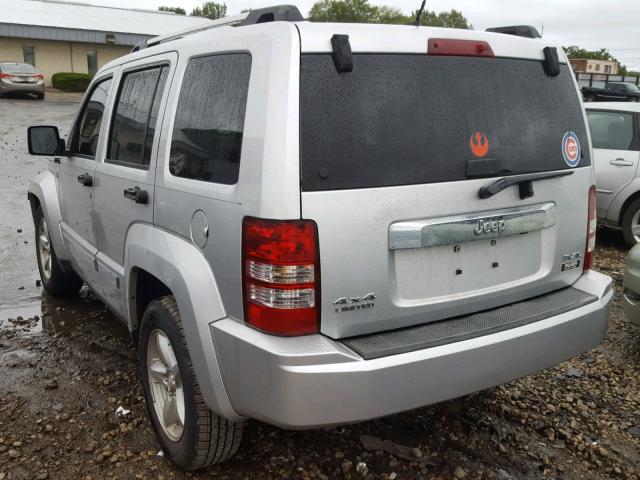 1J8GN58K58W215863 - 2008 JEEP LIBERTY LI SILVER photo 3