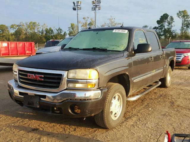 2GTEK13T341406926 - 2004 GMC NEW SIERRA GRAY photo 2