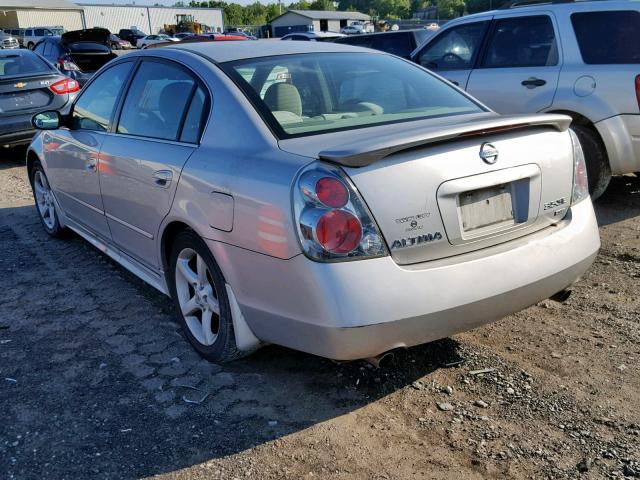 1N4BL11D25C371258 - 2005 NISSAN ALTIMA SE SILVER photo 3