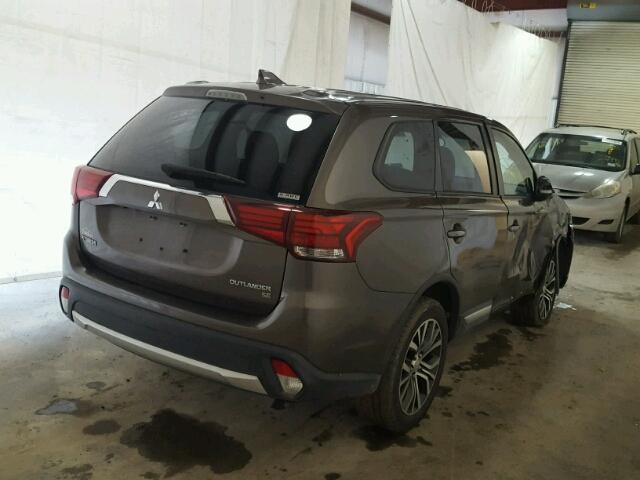 JA4AZ3A36HZ054750 - 2017 MITSUBISHI OUTLANDER GRAY photo 4