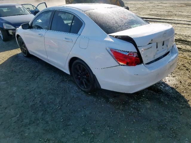 1HGCP26339A029927 - 2009 HONDA ACCORD LX WHITE photo 3