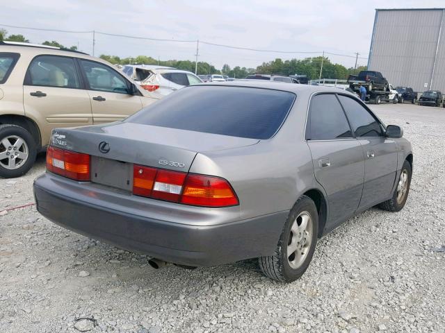 JT8BF22G1V5011739 - 1997 LEXUS ES 300 GRAY photo 4