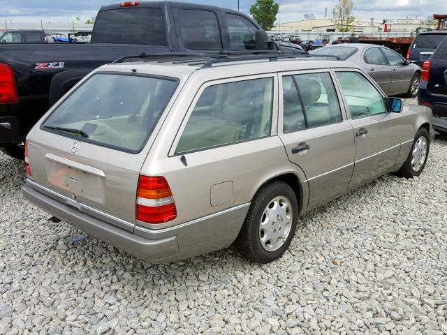 WDBEA92E6SF307266 - 1995 MERCEDES-BENZ E 320 GOLD photo 4