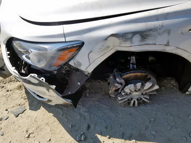 1G4ZP5SS4JU144302 - 2018 BUICK LACROSSE E WHITE photo 9