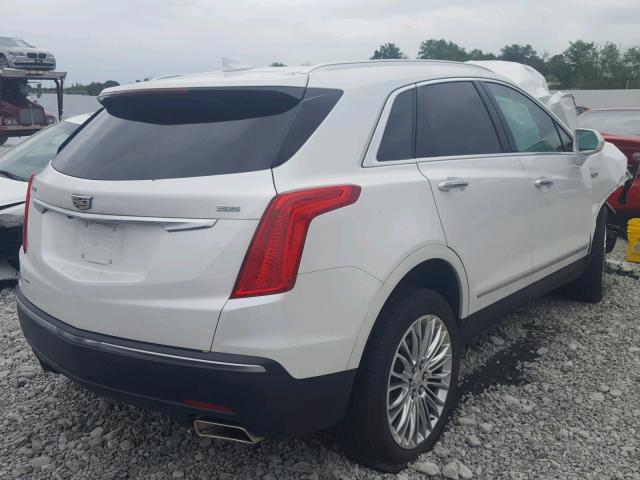 1GYKNDRS7HZ283942 - 2017 CADILLAC XT5 LUXURY WHITE photo 4